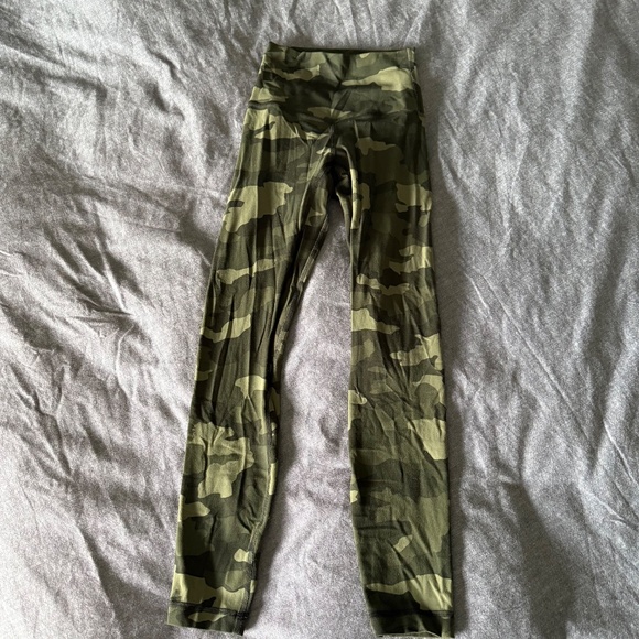 Align HR Tight 25" - Picture 2 of 3